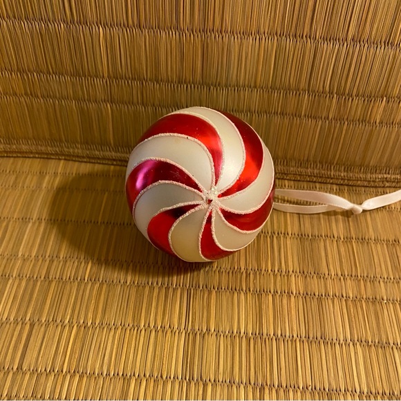 Patriotic Christmas Ornaments Set of 4 Stars and Stripes Red, White, and Blue - Picture 2 of 14